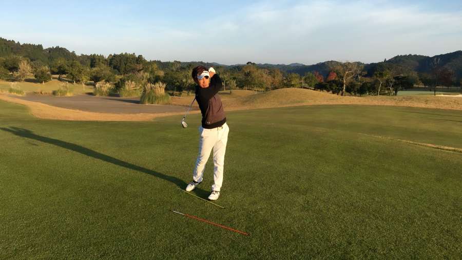 ドローとフェードを打ち分ける！ ゴルフコースレッスン GENTEN（ゲンテン）