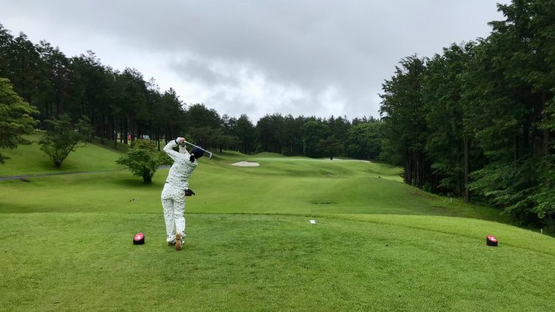 GEN-TENゴルフコースレッスン朝霧CCティショットの写真③