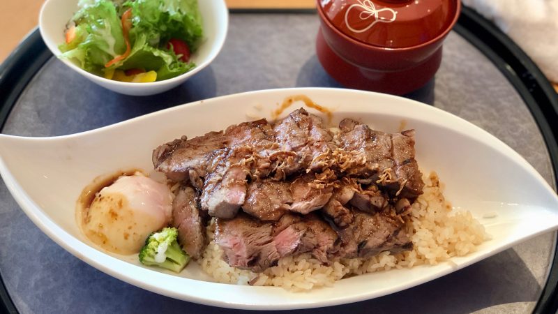 GEN-TENゴルフコースレッスングランディ那須白河GCステーキ丼の写真