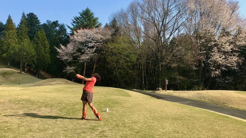 GEN-TENコースレッスンウィンザーパークゴルフ&CC7番ホールティショットの写真