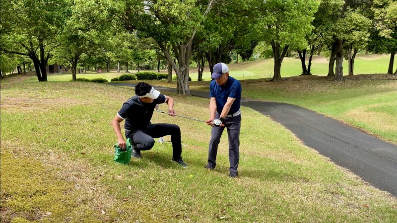 GEN-TENコースレッスンハーフラウンド武蔵松山CC傾斜アプローチ