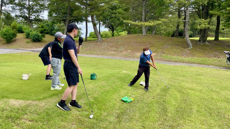 GEN-TENコースレッスンダイアリー白鳳CC定点練習左足下がりレクチャー